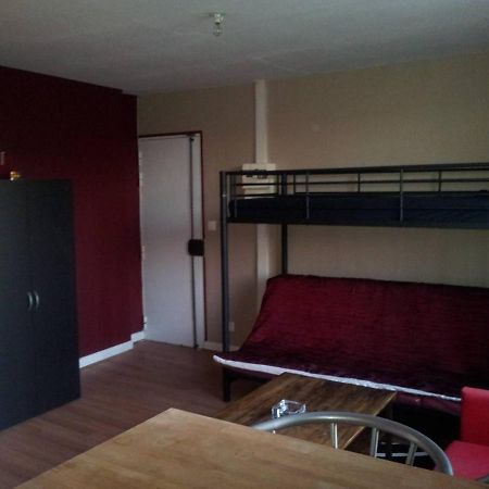Studio Near Paris Metro Robespierre บันโยเล่ ภายนอก รูปภาพ