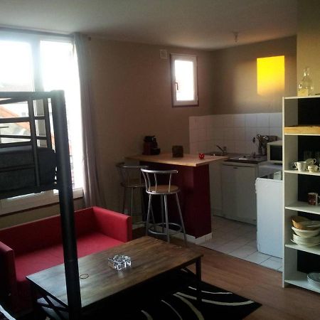 Studio Near Paris Metro Robespierre บันโยเล่ ภายนอก รูปภาพ