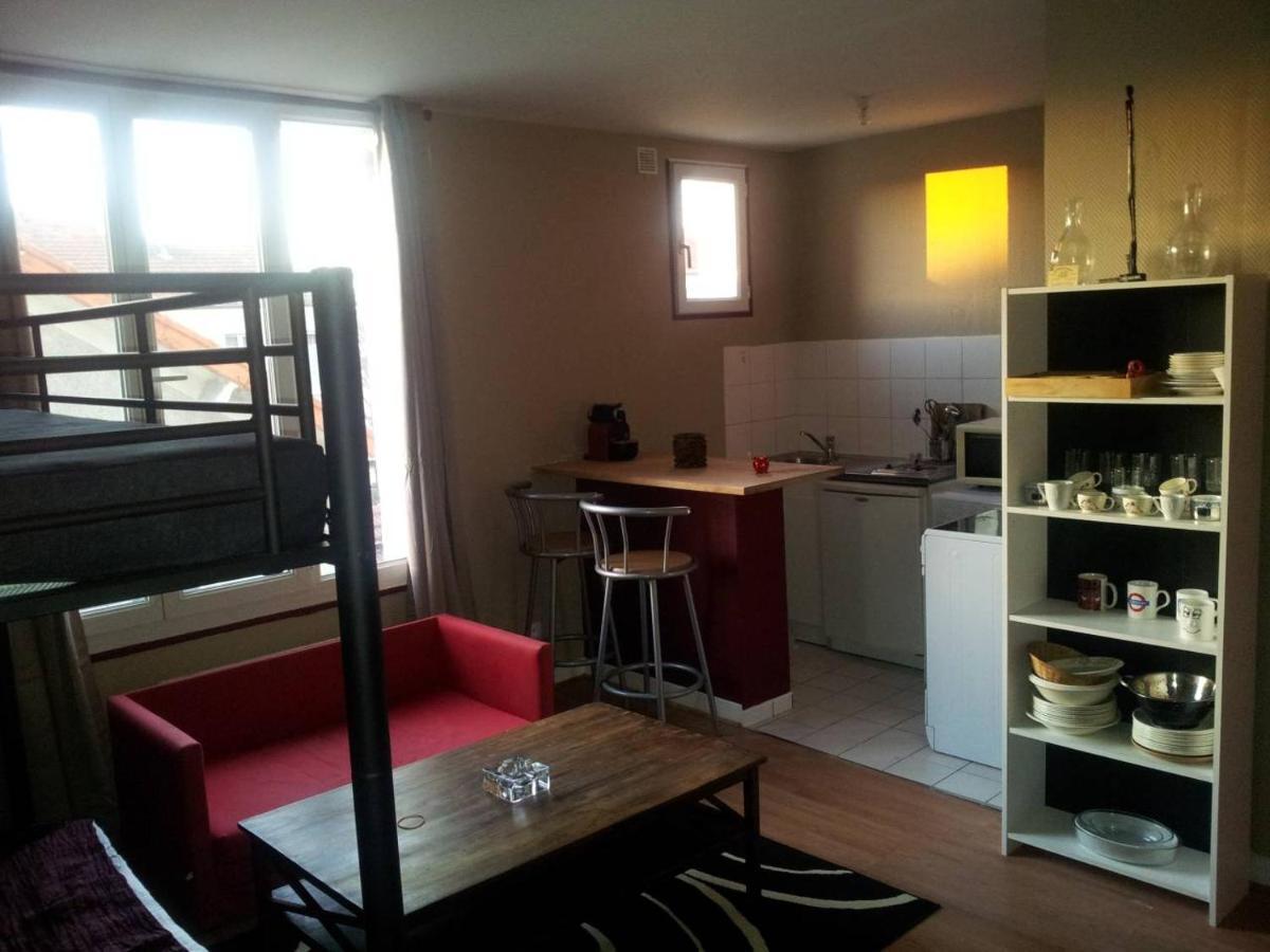 Studio Near Paris Metro Robespierre บันโยเล่ ภายนอก รูปภาพ
