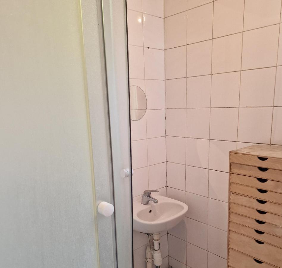 Studio Near Paris Metro Robespierre บันโยเล่ ภายนอก รูปภาพ